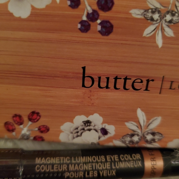 Fabulous eyes bundles - Picture 3 of 6